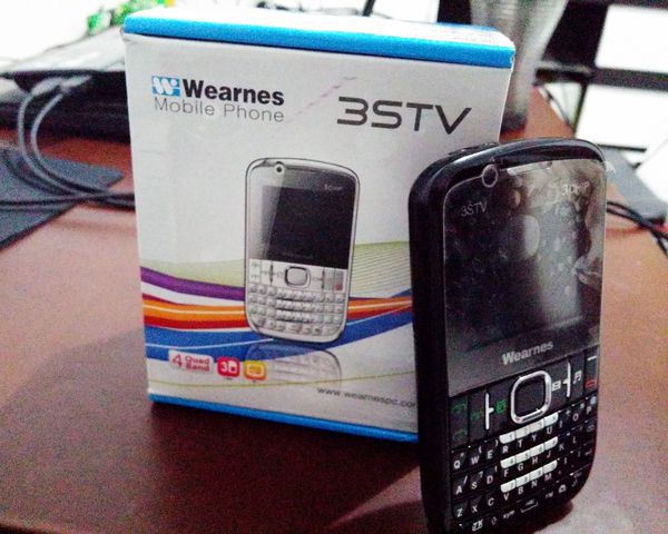 Handphone Triple Simcard At A Very Low Price